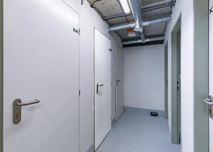 Mierova * Братислава